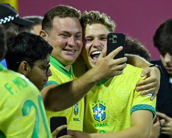 Dell e o irmão Wendell por Divulgação