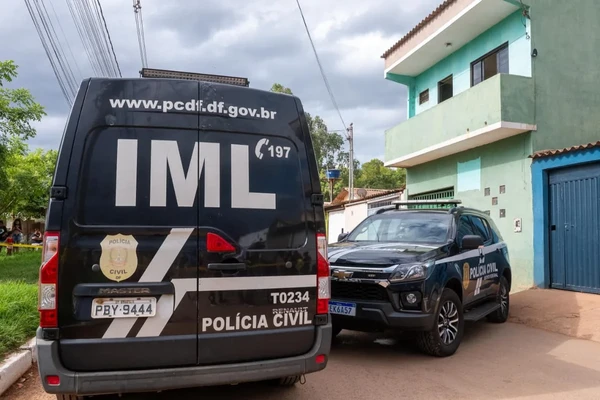 IML removeu corpo por Kebec Nogueira/Metrópoles