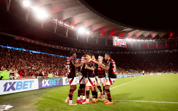 Flamengo venceu o Red Bull Bragantino por 3x0 no Maracanã