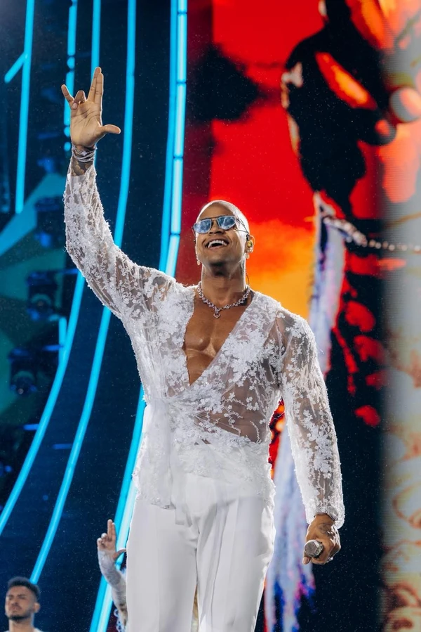 Show de Léo Santana da Praça Maria Felipa por divulgação