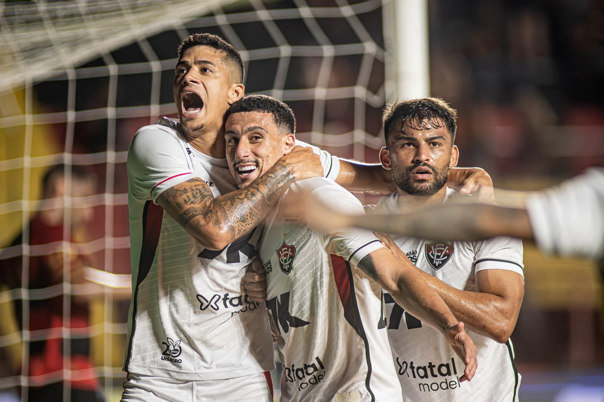 Vitória vence o Sport