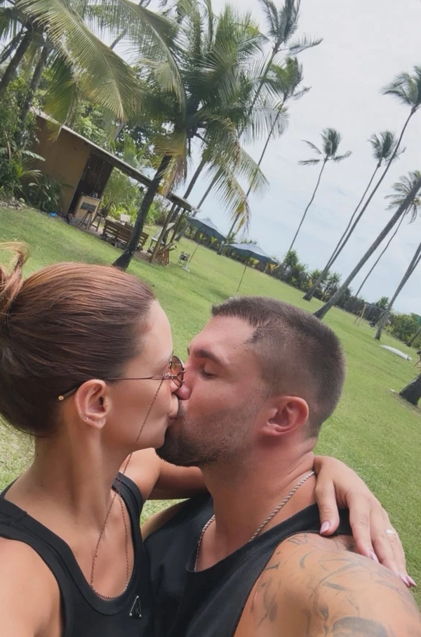  Ivy Moraes e Arthur Picoli curtem viagem romântica na Bahia por Reprodução