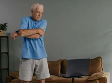 Imagem - Descubra os melhores exercícios para pessoas com mais de 60 anos: fortalecem coração e protegem de demência