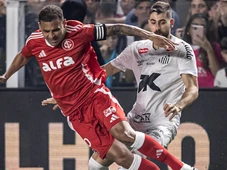 Imagem - Veja onde assistir Internacional x Santos, jogo que pode recolocar o Vitória no Z-4