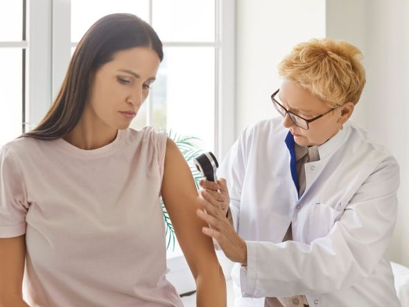 Imagem - Veja sinais que podem indicar problemas na pele