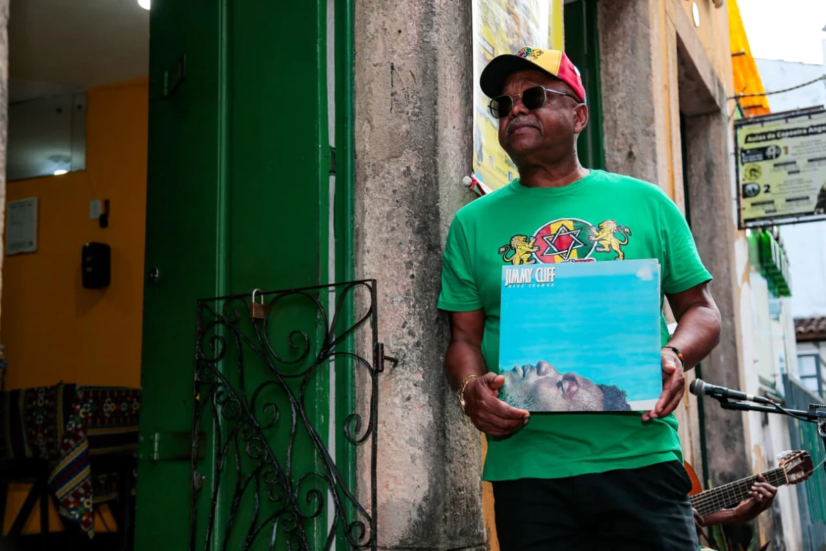 Albino Apolinário, fundador do Bar do Reggae e sua relíquia por Arison Marinho