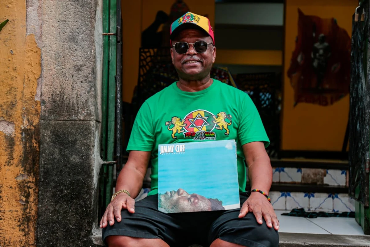 Albino Apolinário, fundador do Bar do Reggae e sua relíquia por Arison Marinho