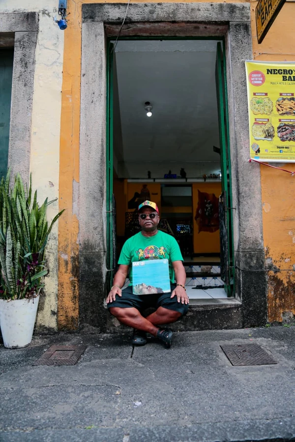 Albino Apolinário, fundador do Bar do Reggae e sua relíquia por Arison Marinho