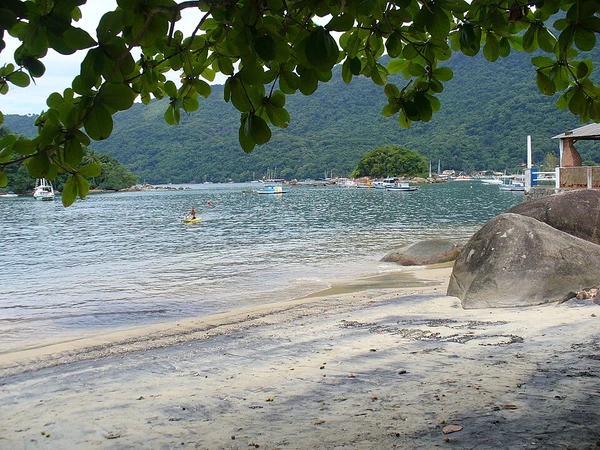 Angra dos Reis, Rio de Janeiro por Boris Karpuk/Wikimedia Commons