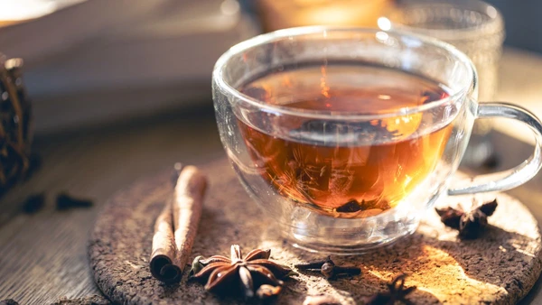 Bebida natural popular pode causar danos silenciosos ao fígado