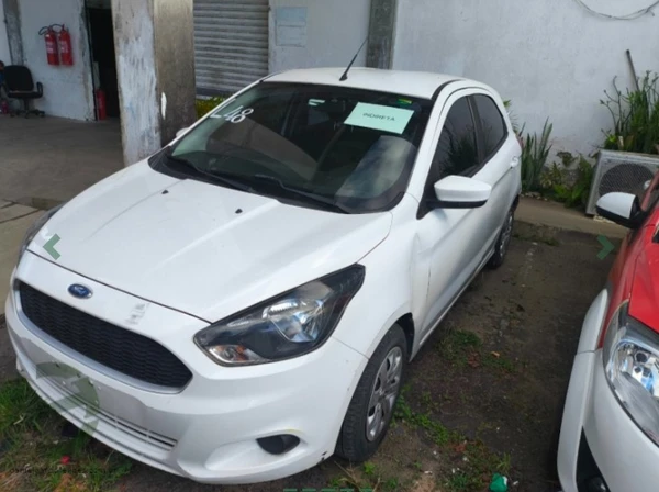 Confira algumas das opções disponíveis no leilão por Divulgação