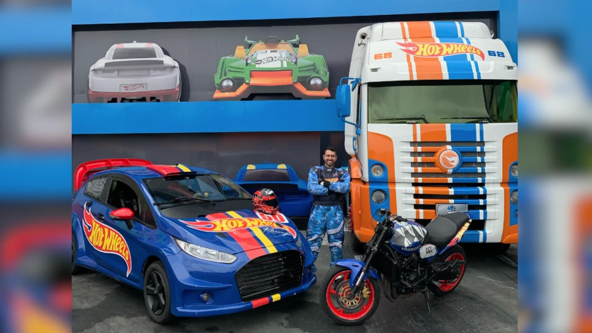 Lurrique Ferrari por Reprodução