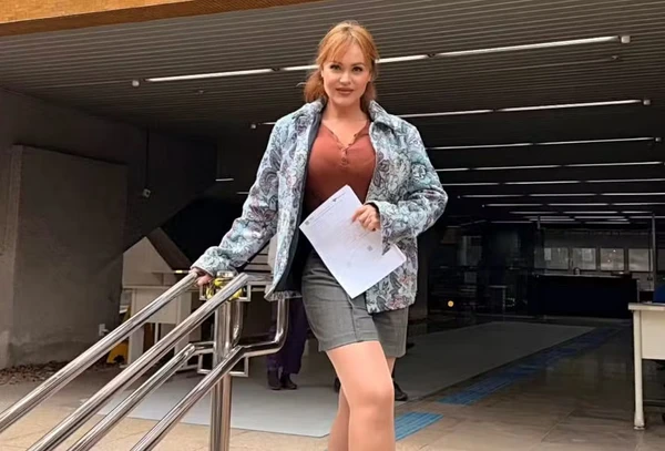  Gaby Spanic tira CPF no Brasil e brinca com fortuna de Paola Bracho
