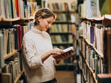 Imagem - 50 livros de romantasia para ler agora: o gênero que une romance e fantasia e domina o topo das listas