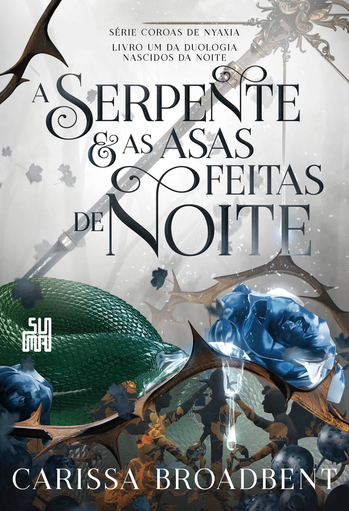 A serpente e as asas feitas de noite, de Carissa Broadbent (2024): Oraya é a filha adotiva do rei dos vampiros. Humana em meio a predadores naturais, sua única chance de sobreviver é vencendo o Kejari, um lendário torneio promovido pela deusa da morte. por Divulgação