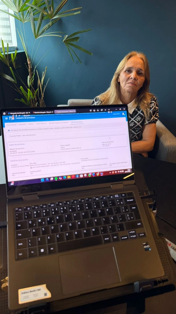 Carlos Terra Júnior protocolou petição digitalmente na manhã desta terça-feira (25) por Carlos Terra Júnior