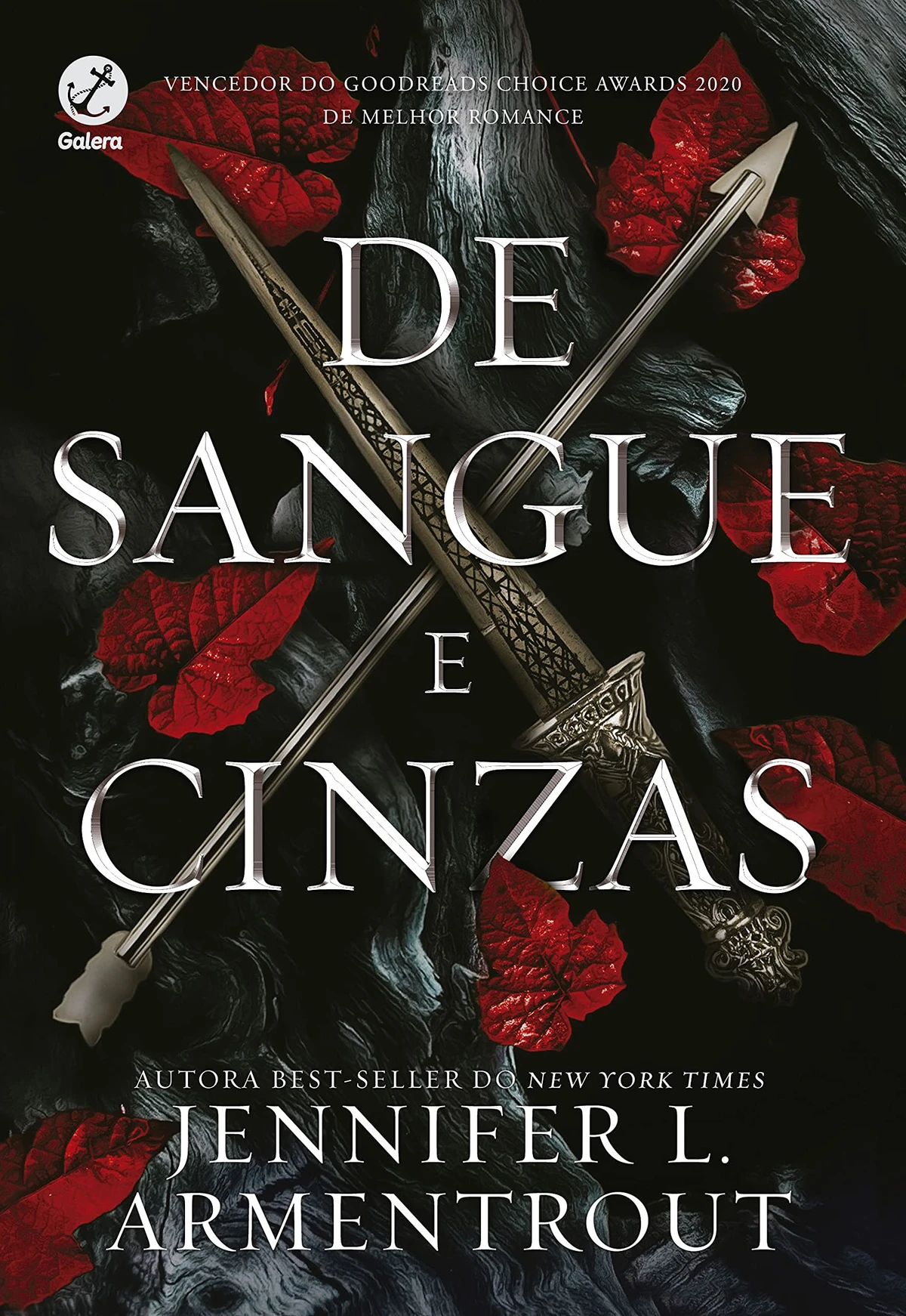 De sangue e cinzas, de Jennifer L. Armentrout (2021): À espera de sua Ascensão, Poppy prefere estar entre os guardas, lutando contra o mal que levou sua família, do que se preparar para ser considerada digna pelos deuses.  por Divulgação