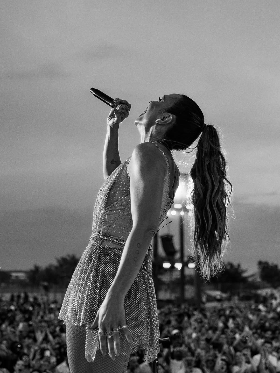 Nas faixas do álbum, estão parcerias com grandes nomes da música brasileira: Jorge Aragão, Maria Rita, Belo, Péricles, Arlindinho e Dilsinho por Reprodução/Instagram/@rafamattei