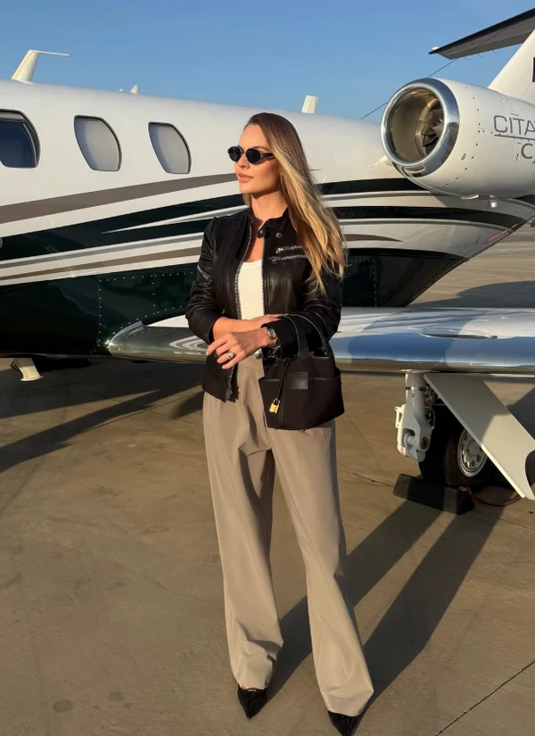 Layla Monteiro é uma das maiores influenciadoras de moda do Brasil por Rprodução | Instagram