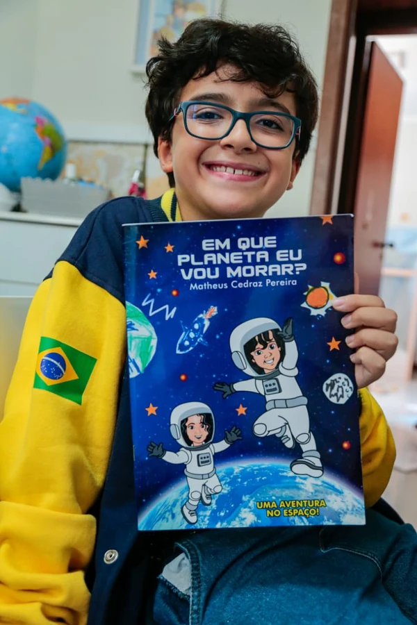 Matheus Cedraz, de 10 anos, foi uma das 12 crianças escolhidas para o programa Sócios-Mirins da AEITA em 2025 por Arisson Marinho/CORREIO