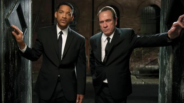 'MIB - Homens de Preto' por Reprodução