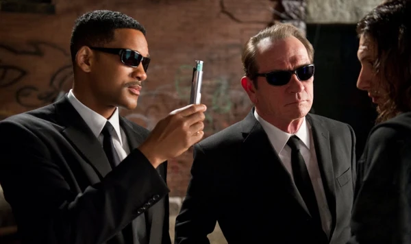 'MIB - Homens de Preto' por Reprodução