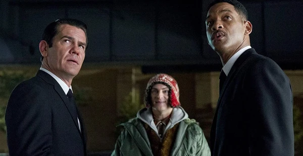 'MIB - Homens de Preto' por Reprodução