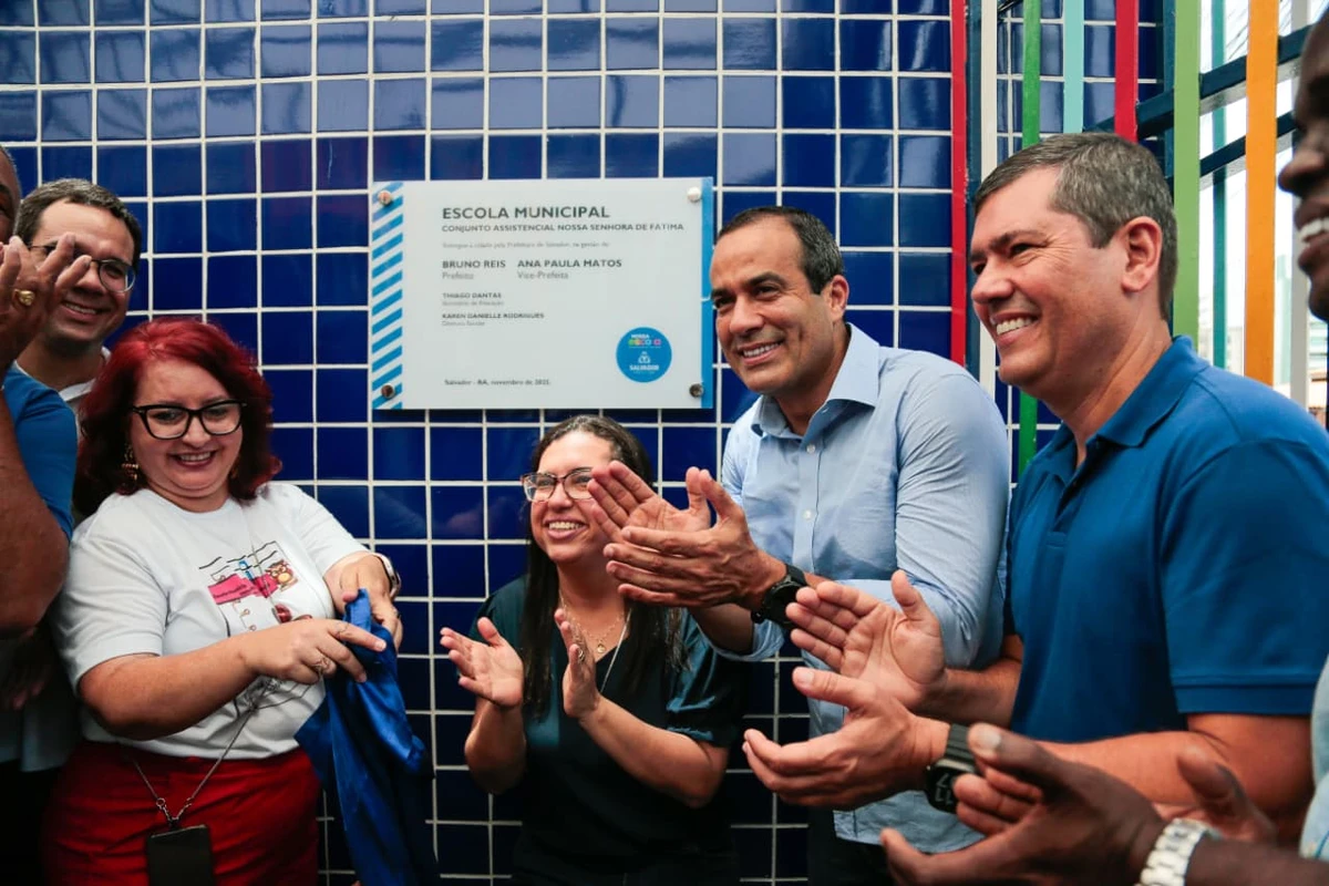 Prefeitura inaugura duas escolas no Alto das Pombas  por Arisson Marinho/CORREIO