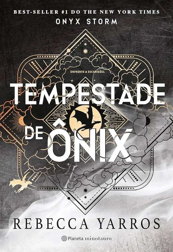 Tempestade de ônix, de Rebecca Yarros (2025): Com a guerra em curso e segredos mortais ameaçando Navarre, Violet Sorrengail precisa viajar para além das defesas de Aretia para buscar aliados e a verdade que pode salvar (ou destruir) a todos. por Divulgação