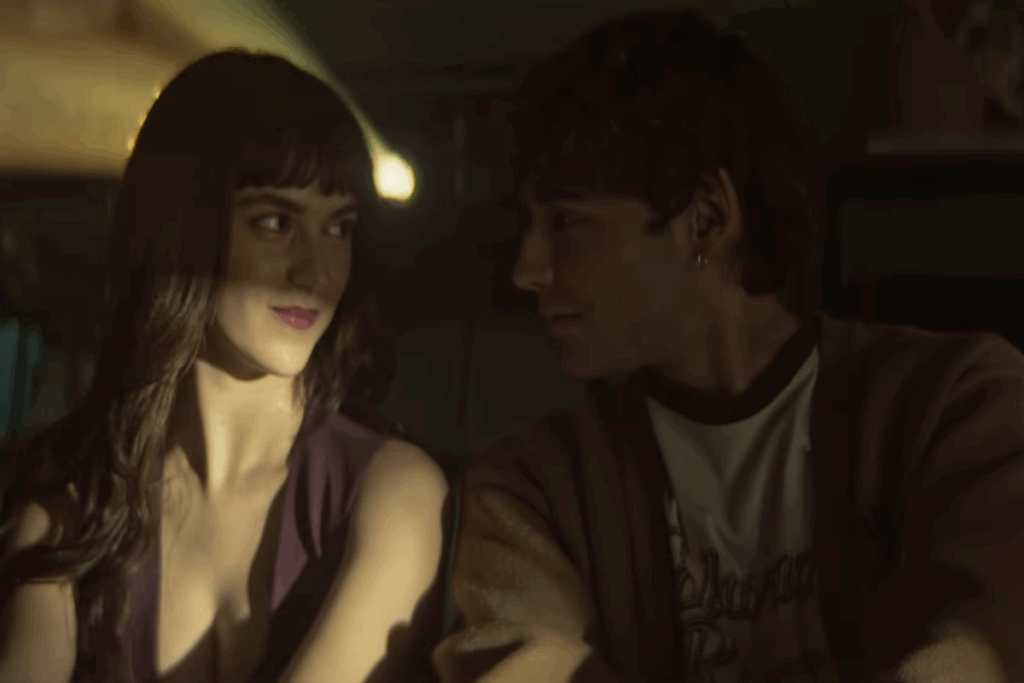 O triângulo emocional de &#8220;Dímelo Bajito&#8221; promete envolver o público com segredos, tensão e reencontros intensos (Imagem: Reprodução digital | Prime Video)