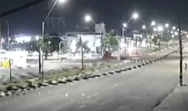 Empresário morre em acidente que ônibus arrastou carro na Bahia por Reprodução