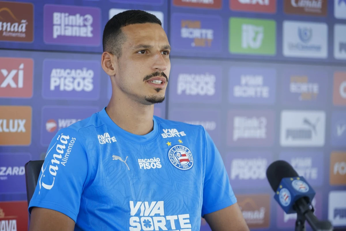 Gabriel Xavier fará dupla de zaga com Kanu contra o Juventude