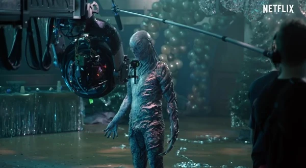 Jamie Campbell Bower como Vecna nas gravações da quarta temporada por Netflix/Reprodução