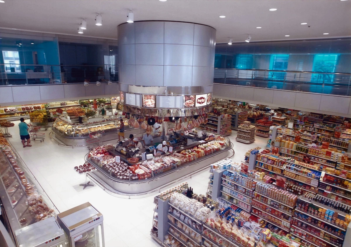 Imagem da antiga Perini da Graça, parte da rede de lojas criada por Pepe Faro por Divulgação Acervo Pessoal 