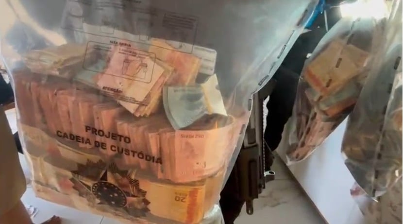 Advogada foi presa em casa com R$ 190 mil em espécie por Reprodução