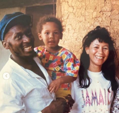 Jimmy Cliff e filha baiana Nabiyah Be por Reprodução