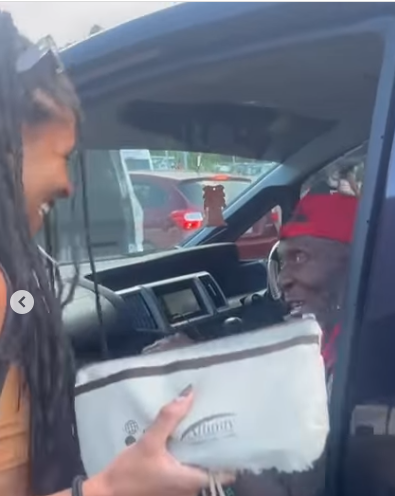 Jimmy Cliff e filha baiana Nabiyah Be por Reprodução