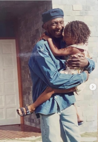 Jimmy Cliff e filha baiana Nabiyah Be por Reprodução