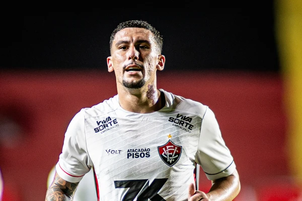 Leão está na 16ª colocação, com 39 pontos 