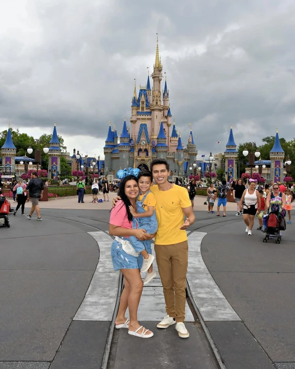 Miguel Benjamim, filho adotivo de Mara Maravilha e Gabriel, encantou fãs antes da separação do ex-casal. por Reprodução/instagram