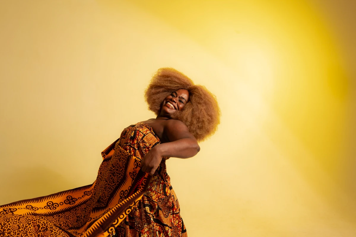 Solo de dança é criação da pesquisadora Edeise Gomes por CAIQUE SILVA 