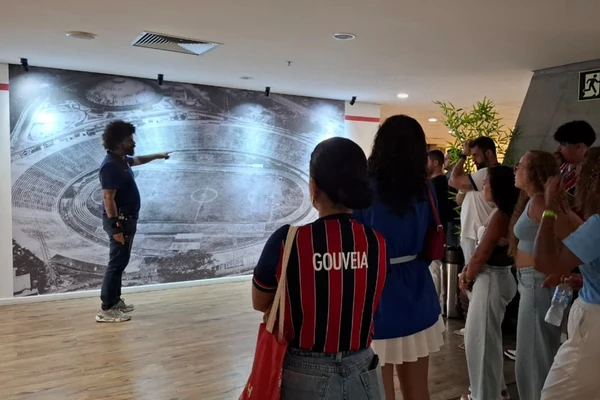 Veja imagens do tour pela Arena Fonte Nova e pelo museu do Bahia