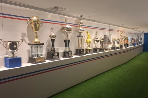 Veja imagens do tour pela Arena Fonte Nova e pelo museu do Bahia por Alan Pinheiro/CORREIO