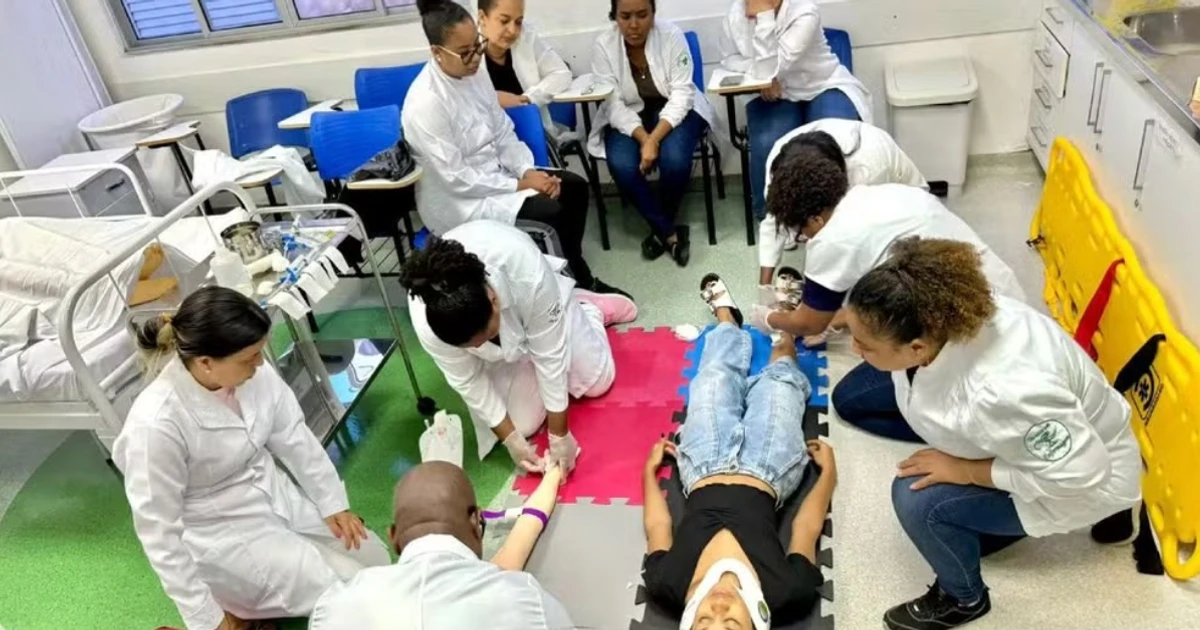 Imagem - Instituição abre vagas para curso gratuito de enfermagem em Salvador; saiba como participar