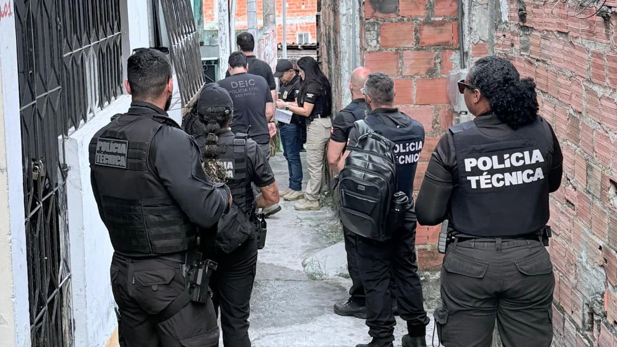 Imagem - Adolescente de 17 anos ameaçava escolas, praticava abusos sexuais e transmitia maus-tratos a animais em rede social