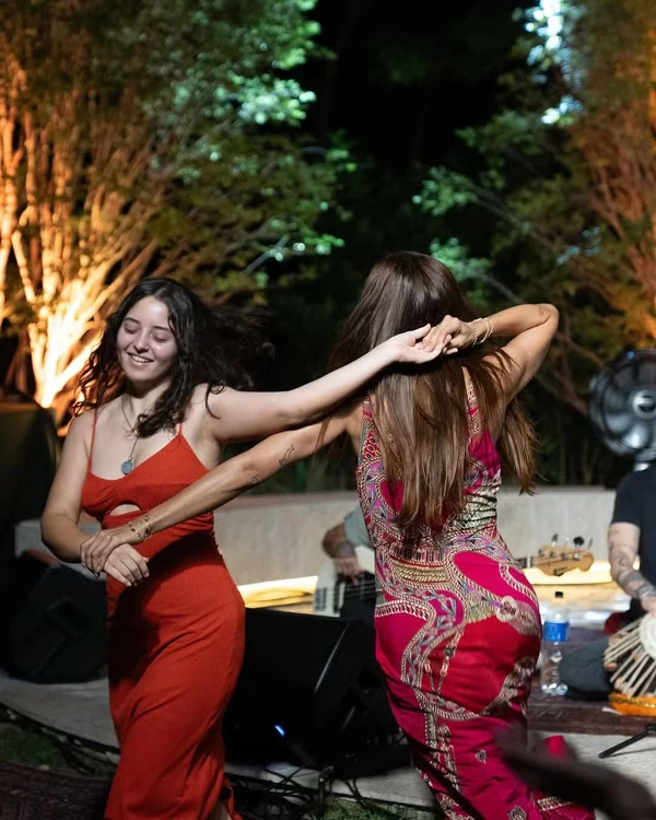 Anitta comemorou o aniversário de 32 anos com festa zen por Reprodução/Instagram