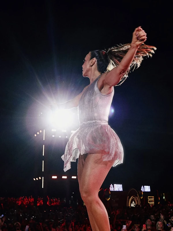 Ivete Sangalo em show no Rio de Janeiro por Rafa Mattei/Reprodução/Instagram