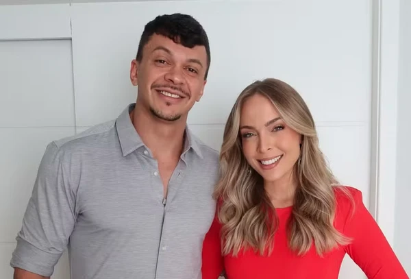 Júlio Cocielo e Tata Estaniecki