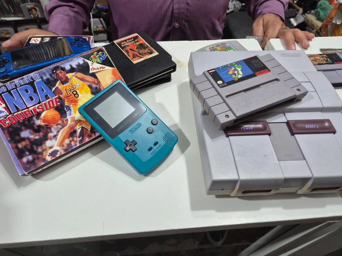 Loja de games retrô, Rene Games, no Relógio de São Pedro por Moysés Suzart