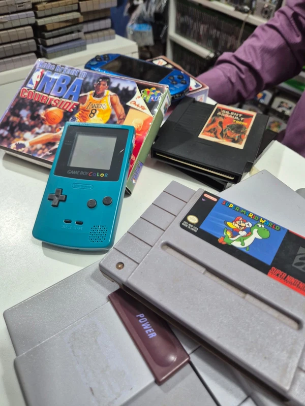 Loja de games retrô, Rene Games, no Relógio de São Pedro por Moysés Suzart